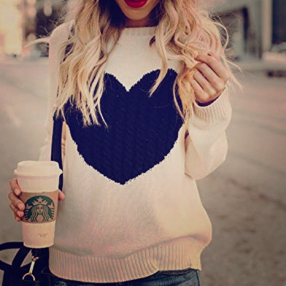 Oversized White Black Heart Sweater